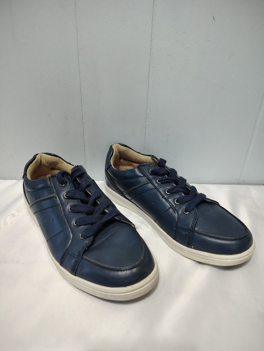 Cat & Jack Sneakers Boys Youth Size 4 Navy Blue